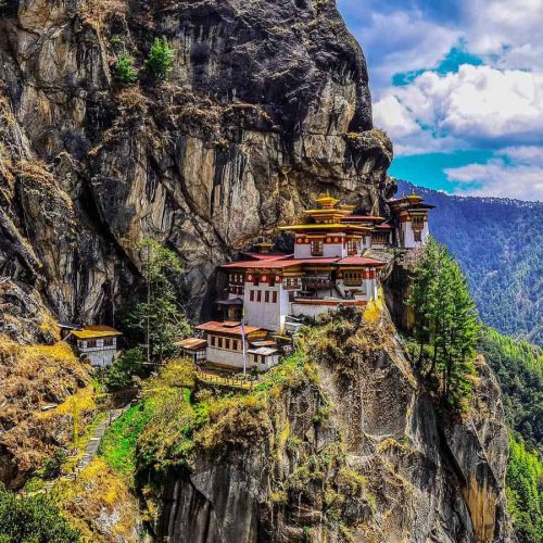 Bhutan ( 6 Days 5 Nights )